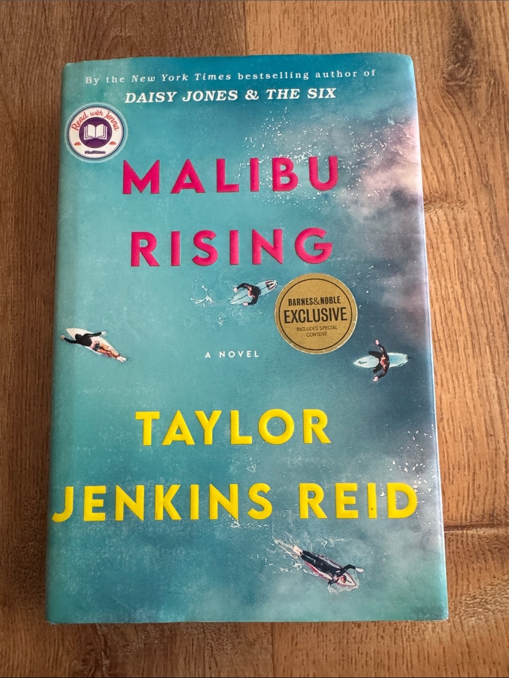 Malibu Rising by Taylor Jenkins Reid Hardcover